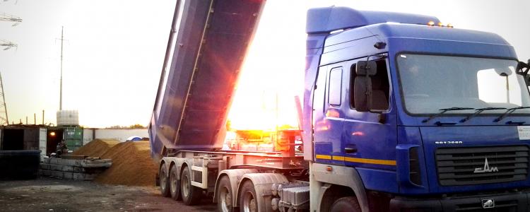 Строительный песок в Клину с доставкой от производителя